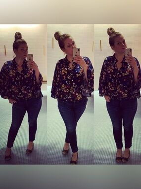 ODDY Tie Neck Floral Cape Sleeve Blouse